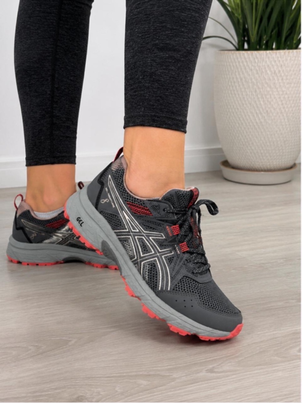 ASICS GEL-Venture 8 Trail Running Shoes – Women’s 8.5